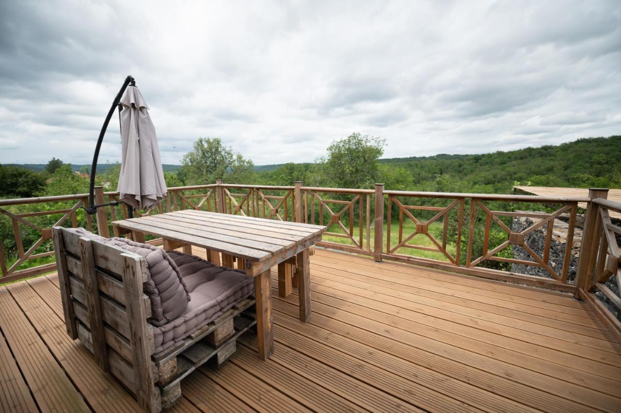 Lot en Dock 3 logements atypiques et écologiques en vallée de la Dordogne Souillac Exterior foto