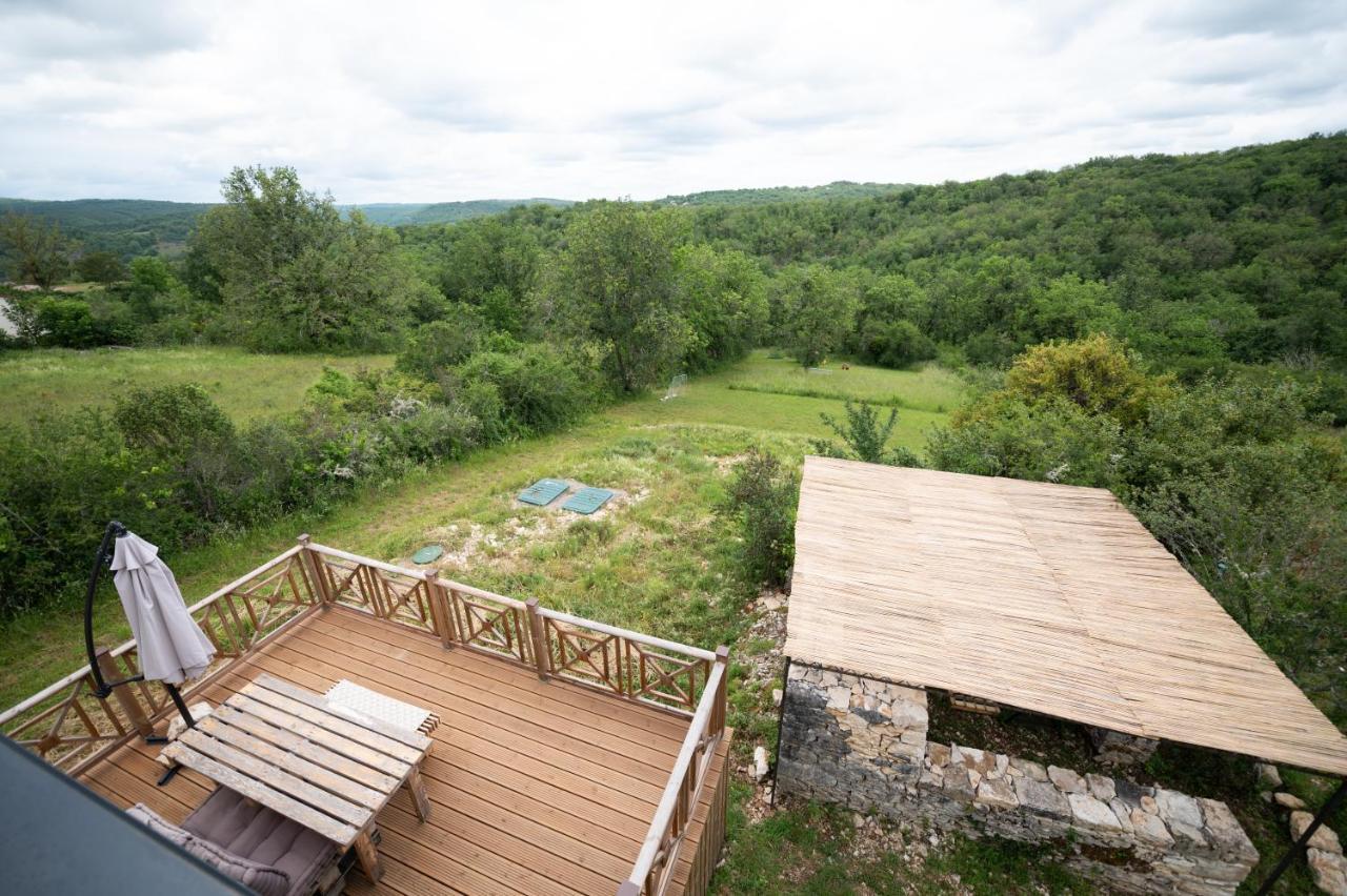 Lot en Dock 3 logements atypiques et écologiques en vallée de la Dordogne Souillac Exterior foto